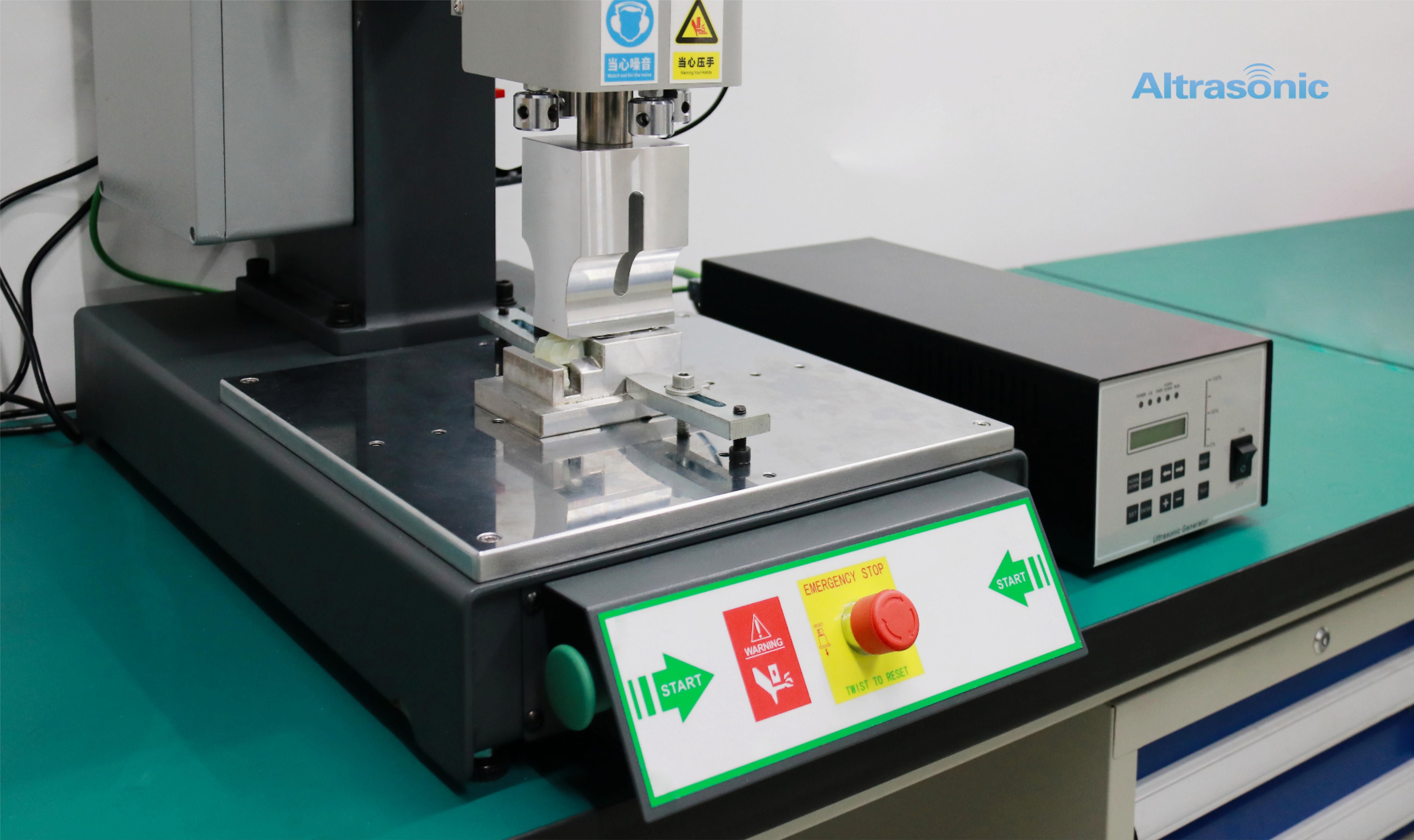 ultrasonic welding machine