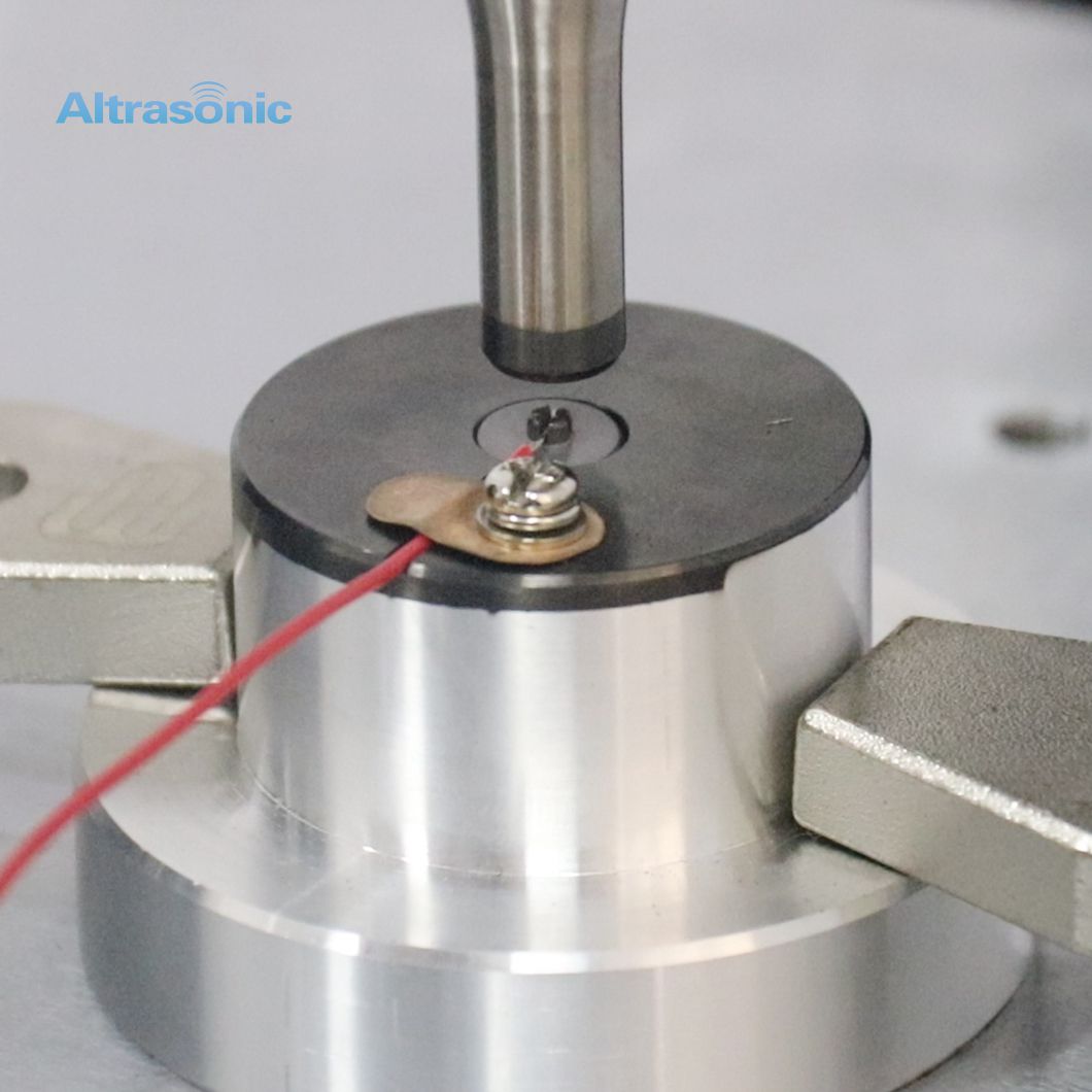 ultrasonic welding machine