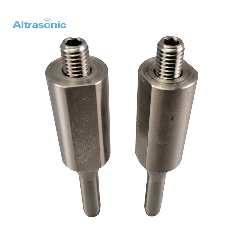 Selection of ultrasonic mold material and precautions?