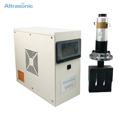 Application of ultrasonic welding in the electronics industry